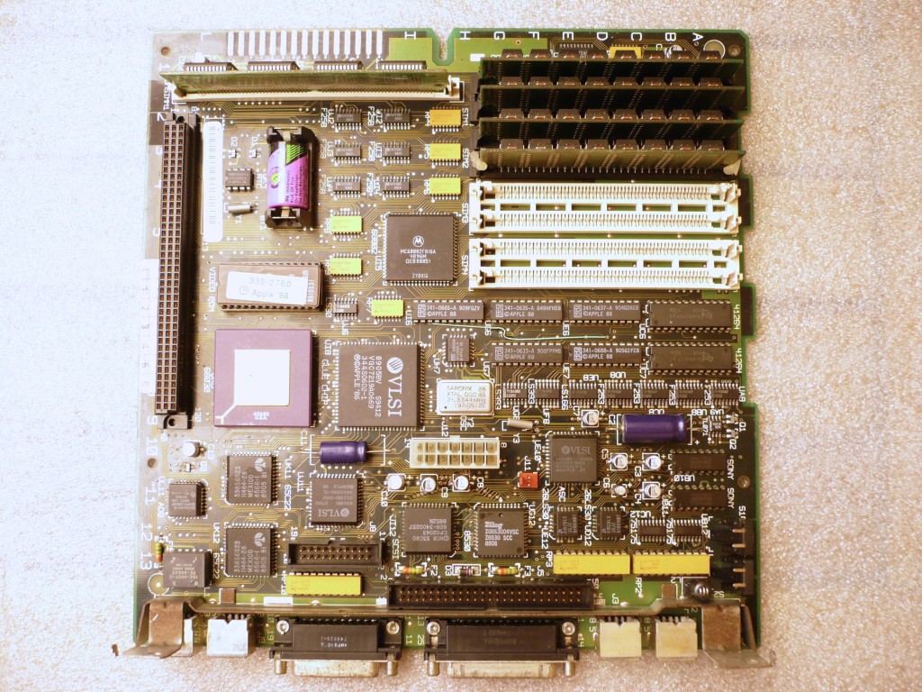 Macintosh SE/30 motherboard